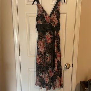 Evan Picone Black and Pink Tiered Midi Sundress